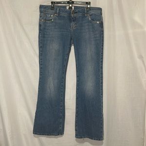 women's American Eagle distressed "artist" jeans size 14 regular